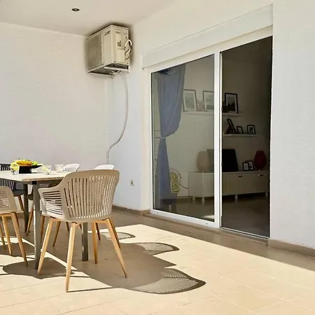 Veranda Sea View Apartment