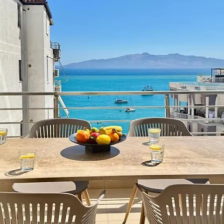 Apartment Veranda Sea View *