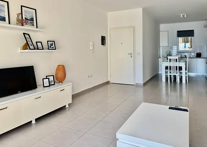 Apartment Veranda Sea View