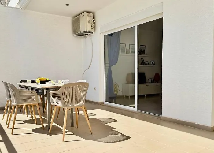 Veranda Sea View 公寓